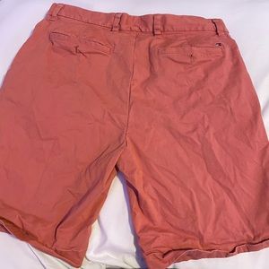 tommy hilfiger men’s coral shorts